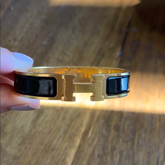Hermès PM Clic H Bracelet - Picture 2 of 5
